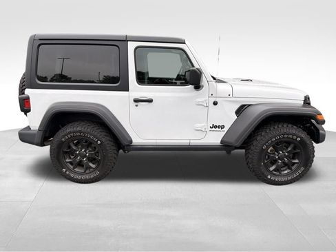 Used 2023 Jeep Wrangler Sport AWD/4WD image 9
