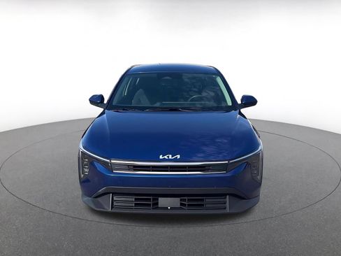 Used 2025 Kia K4 FWD image 3