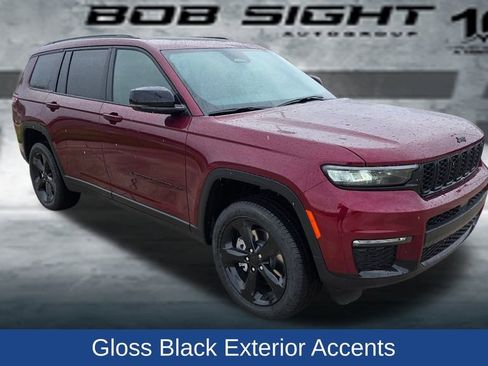 New 2025 Jeep Grand Cherokee L Limited w/ Black Appearance Package image 8