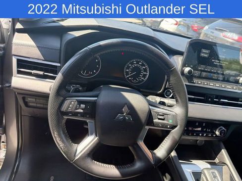 Used 2022 Mitsubishi Outlander SEL AWD/4WD image 24