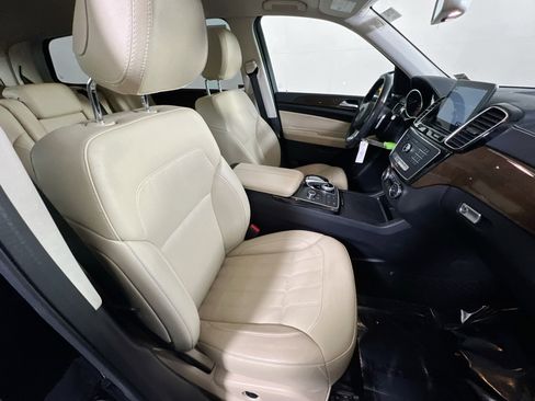 Used 2019 Mercedes-Benz GLS 450 4MATIC image 28