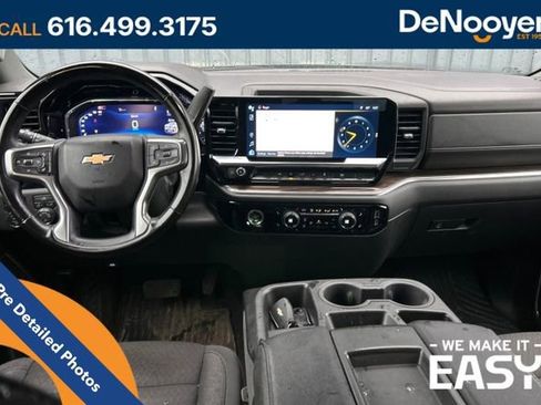 Used 2024 Chevrolet Silverado 1500 LT AWD/4WD image 9