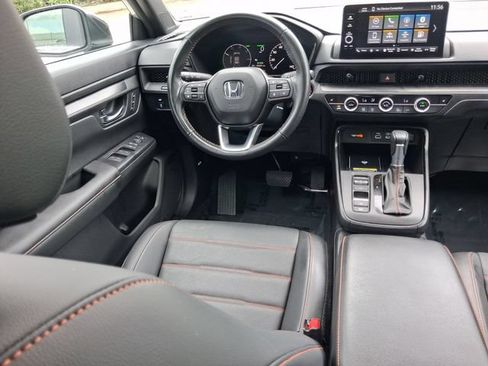 Used 2025 Honda CR-V Sport-L image 8