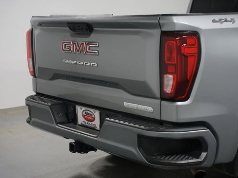 Used 2023 GMC Sierra 1500 Elevation AWD/4WD image 10