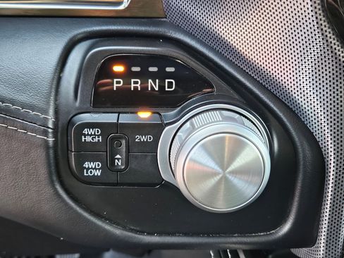 Used 2019 RAM 3500 Limited image 28