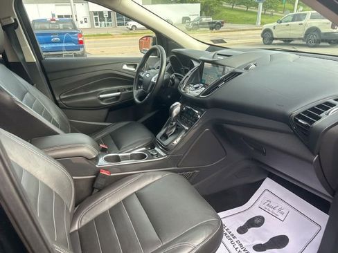 Used 2016 Ford Escape Titanium w/ Equipment Group 301A AWD/4WD image 14