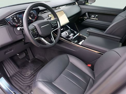 Used 2025 Land Rover Range Rover Sport SE AWD/4WD image 12