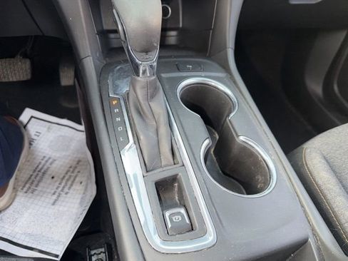 Used 2023 Chevrolet Equinox LT image 44