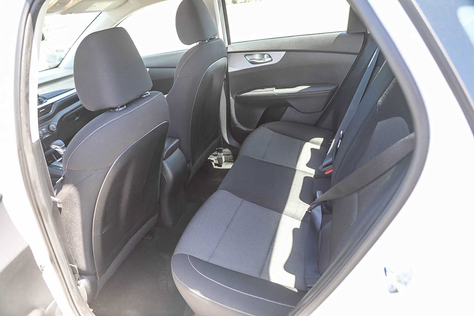 Used 2023 Kia Forte LXS w/ LXS Technology Package FWD image 18