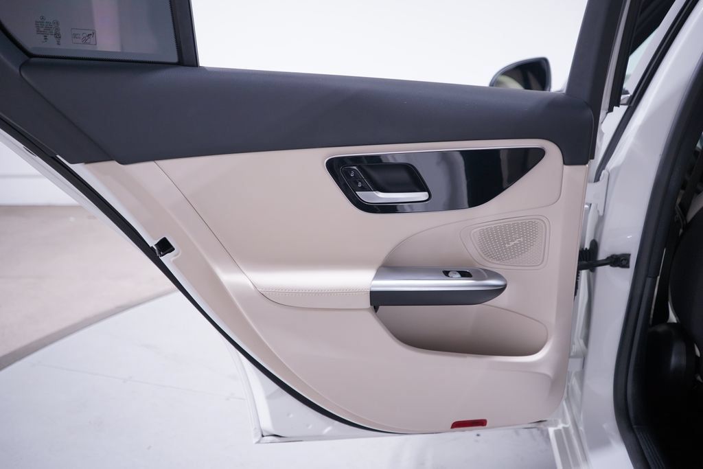 Used 2024 Mercedes-Benz C 300 Sedan image 20