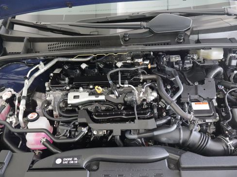 Used 2024 Toyota Prius XLE AWD/4WD image 27