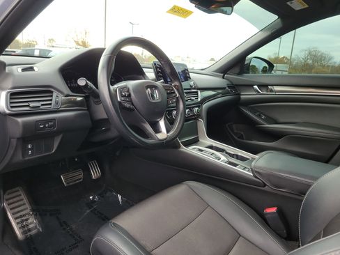 Used 2021 Honda Accord Sport image 19