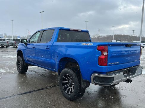 Used 2025 Chevrolet Silverado 1500 LT w/ Work Truck Package image 5