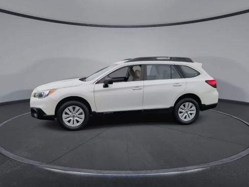Used 2017 Subaru Outback 2.5i image 4