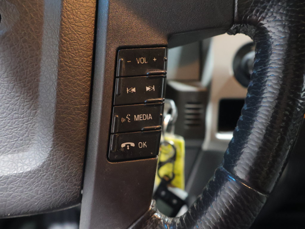 Used 2011 Ford F150 XLT w/ XLT Chrome Pkg AWD/4WD image 28