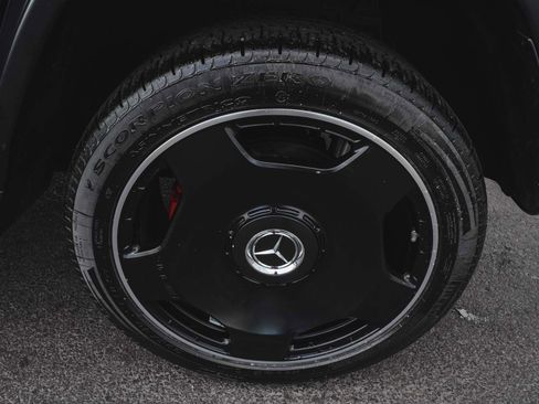 Used 2024 Mercedes-Benz G 63 AMG 4MATIC image 8