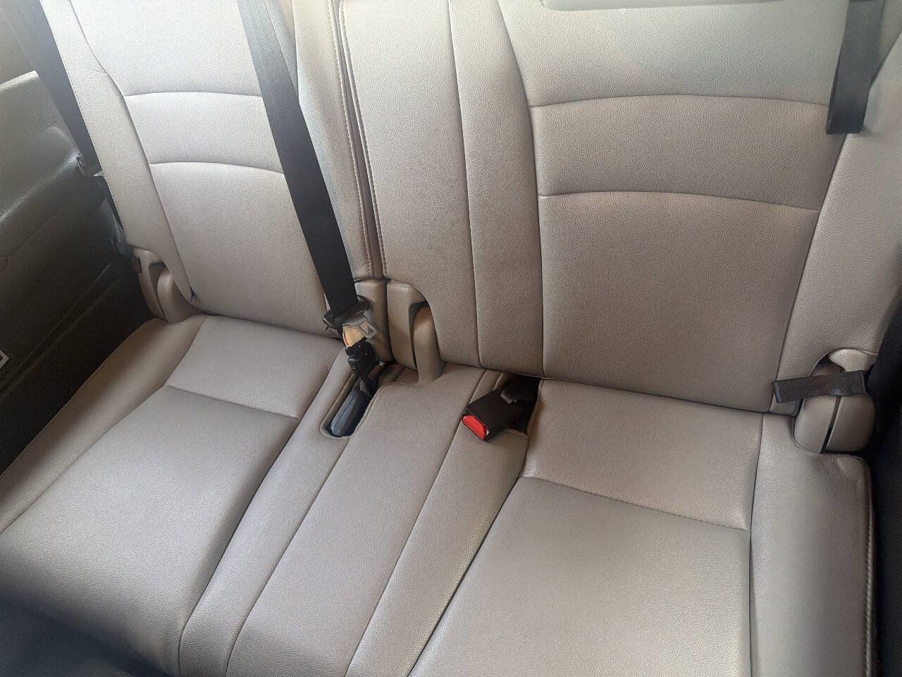 Used 2017 Honda Pilot Touring image 20