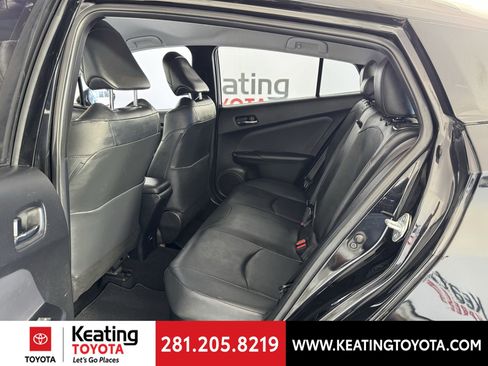 Used 2017 Toyota Prius Four image 15