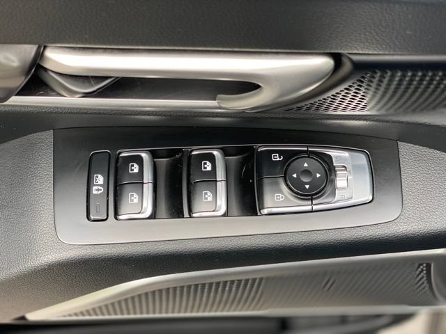 Used 2025 Kia Telluride S FWD image 12