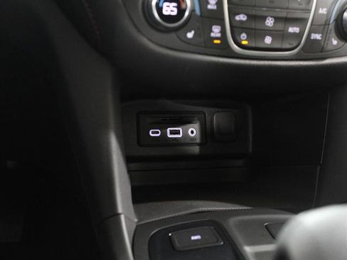 Used 2023 Chevrolet Equinox RS w/ RS Leather Package image 14