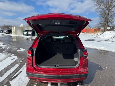 Used 2023 Chevrolet Equinox RS image 13