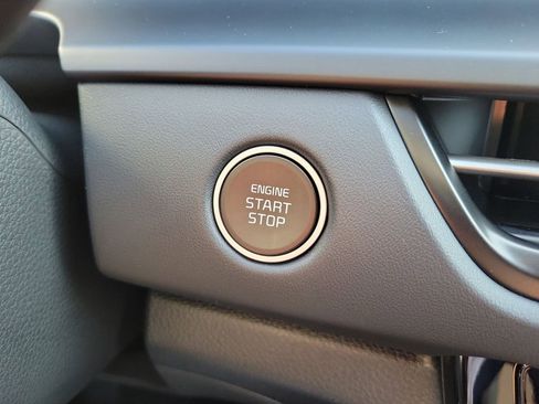 New 2026 Kia Seltos EX image 32