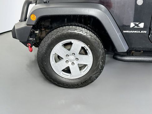 Used 2007 Jeep Wrangler X AWD/4WD image 27