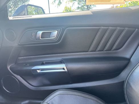 Used 2022 Ford Mustang GT Premium RWD image 43