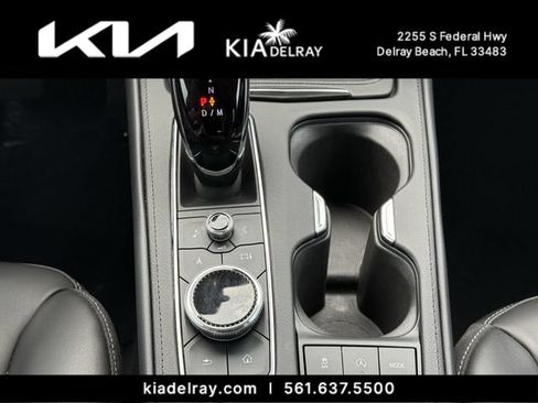 Used 2024 Cadillac XT4 Luxury w/ Cold Weather Package FWD image 25
