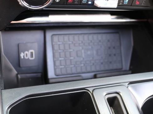 Used 2025 Ford F150 Lariat w/ Equipment Group 502A High AWD/4WD image 28