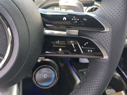 New 2024 Mercedes-Benz GLB 35 AMG GLB 35 AMG image 13