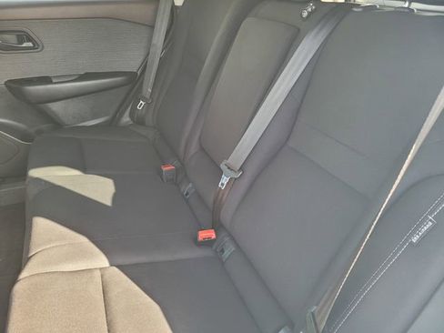 Used 2023 Nissan Rogue S AWD/4WD image 15