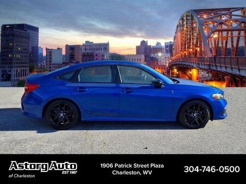 Used 2022 Honda Civic Sport image 2