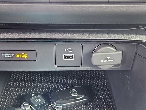 Used 2025 Honda CR-V LX image 16