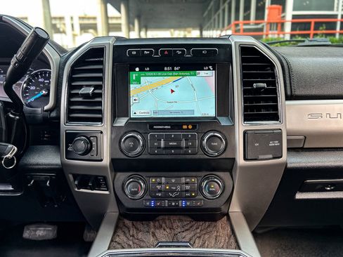 Used 2019 Ford F250 Lariat w/ Lariat Value Package image 20