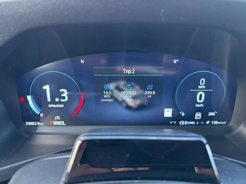 Used 2025 Ford Explorer ST-Line w/ ST-Line Street Pack AWD/4WD image 11