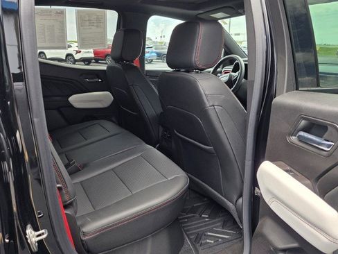 Used 2026 GMC Canyon AT4X AWD/4WD image 20