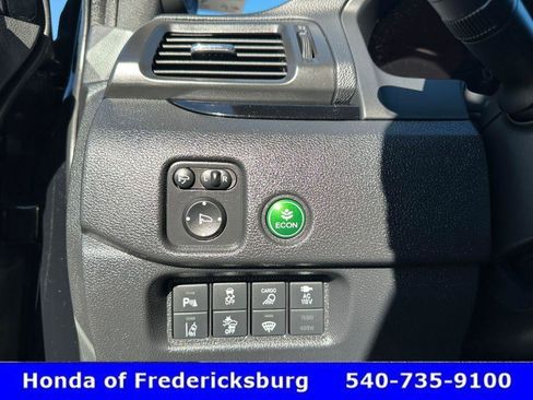 Certified 2025 Honda Ridgeline Black Edition image 22