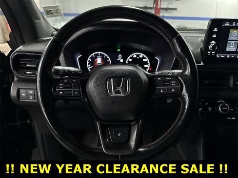 Used 2023 Honda Pilot TrailSport image 19
