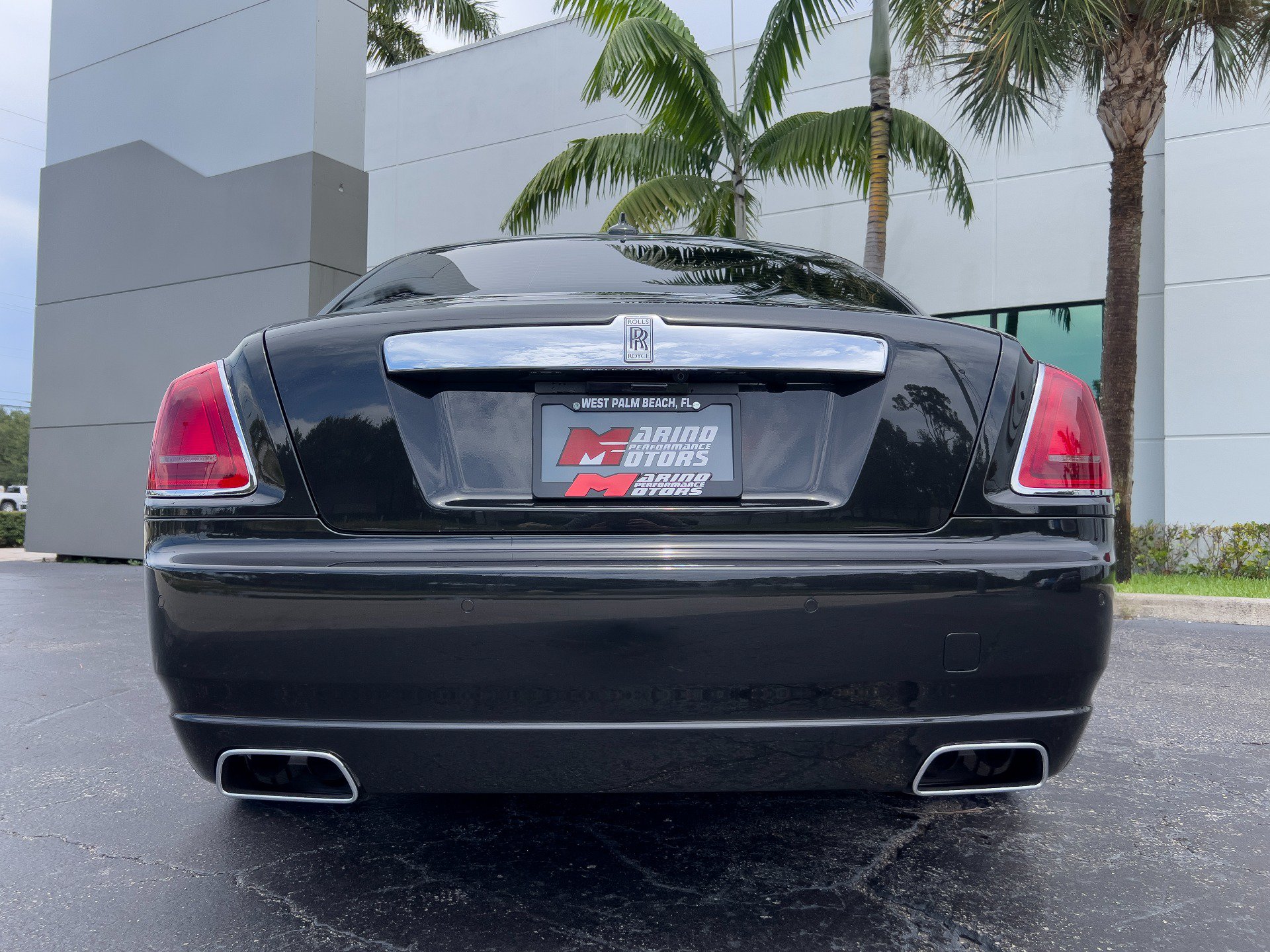 Used 2013 Rolls-Royce Ghost RWD image 34