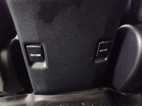 Used 2019 Toyota 4Runner Limited AWD/4WD image 11