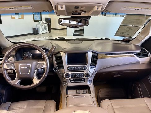 Used 2016 GMC Yukon Denali w/ Open Road Package AWD/4WD image 10