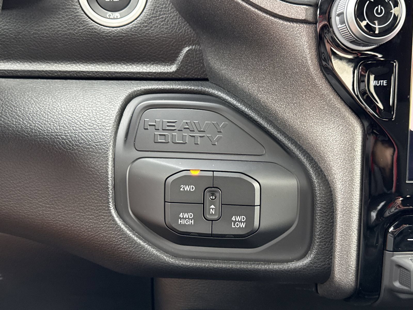Used 2025 RAM 2500 Tradesman AWD/4WD image 16