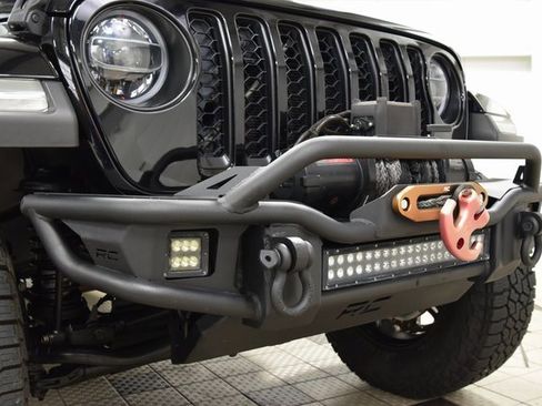 Used 2021 Jeep Gladiator Overland w/ Popular Equipment Package image 13