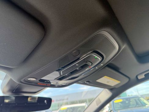 New 2025 Audi Q8 Premium Plus image 36