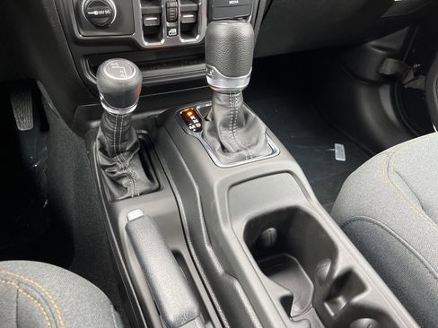 New 2026 Jeep Gladiator Sport image 38