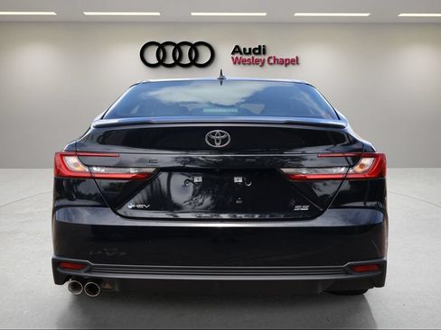 Used 2026 Toyota Camry SE FWD image 4