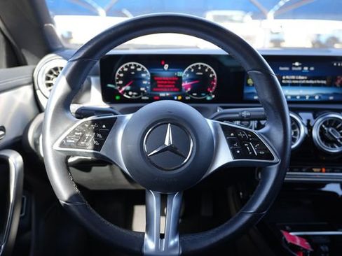Used 2025 Mercedes-Benz CLA 250 image 10