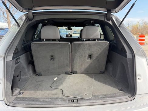 Used 2017 Audi Q7 3.0T Premium w/ Towing Package image 5