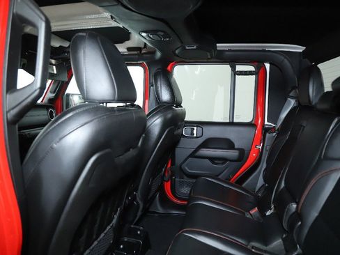 Used 2020 Jeep Gladiator Rubicon image 15